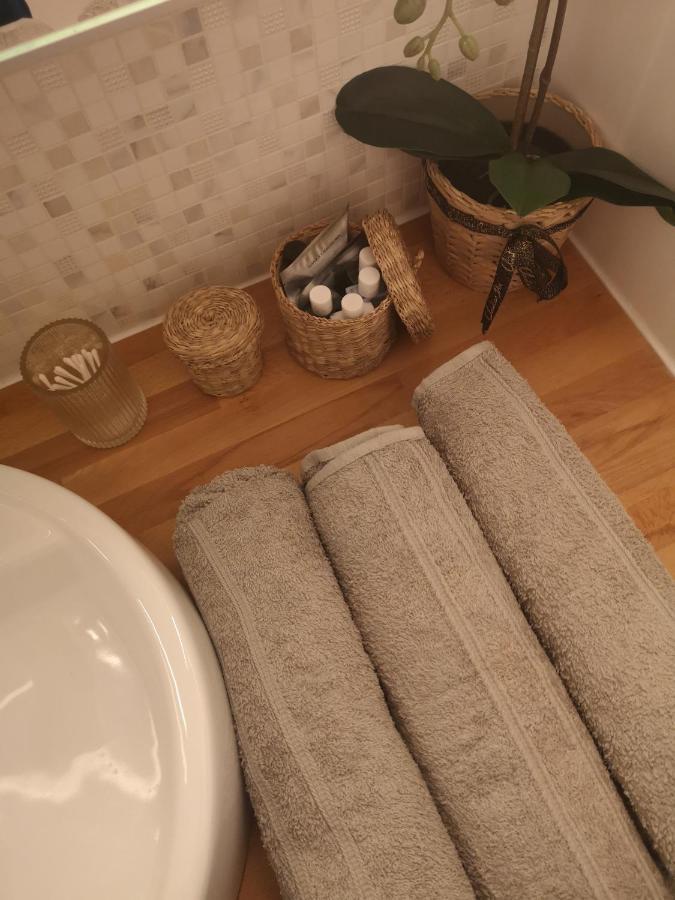 Happy Place - 15 Min Paris & 30 Min Disneyland - Subways - Facilities - Free Parking - Secured Maisons-Alfort Eksteriør bilde